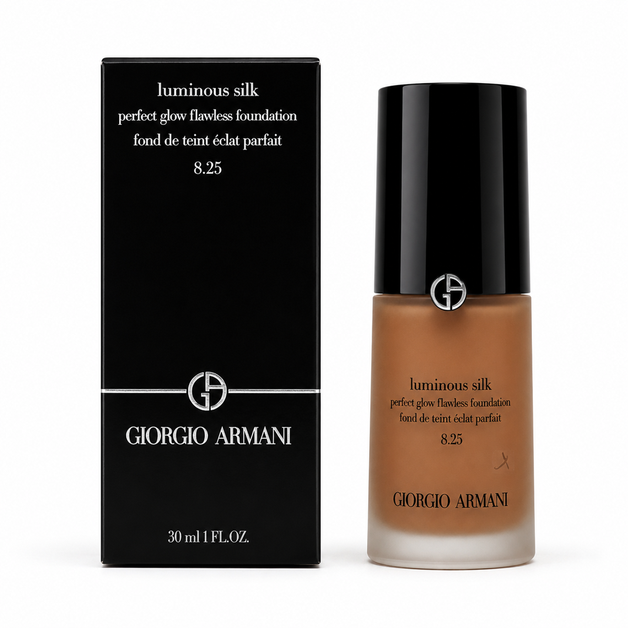 Giorgio Armani Iuminous silk 8,25 Foundation 30ml