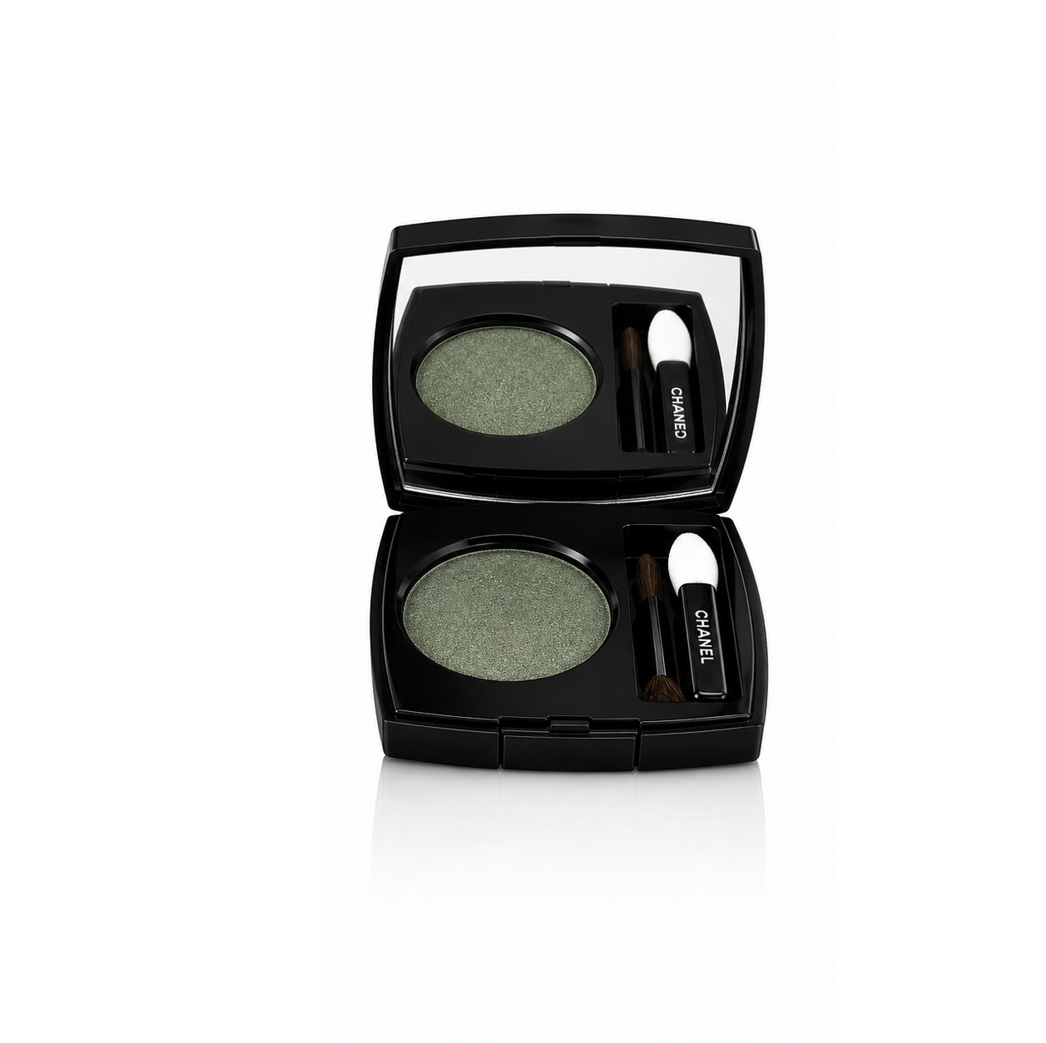 Chanel Ombre Essentielle Multi-Use Longwear 254 Menthe A L'Eau Eyeshadow 1,9g