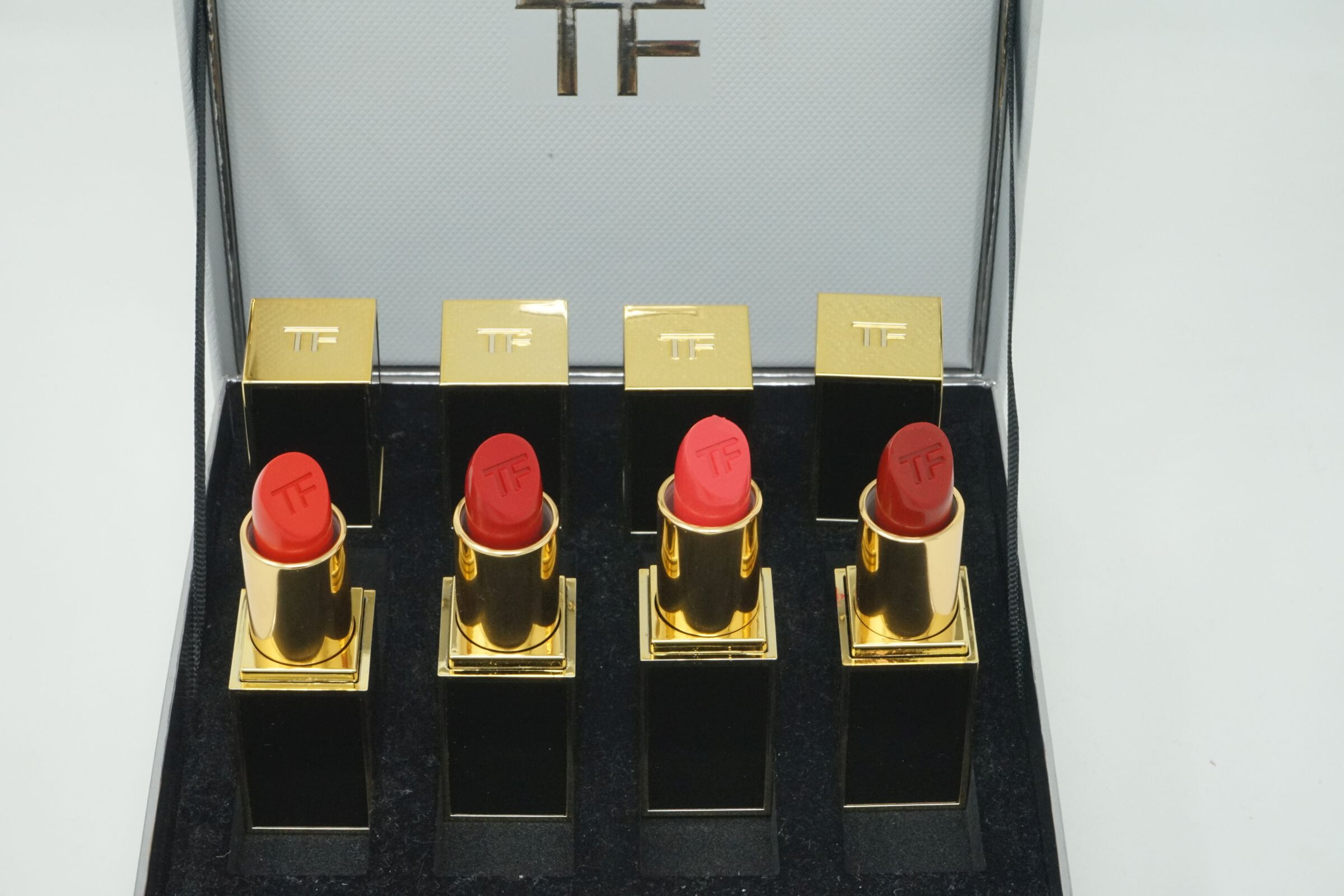 Tom Ford Lip Color Set 09 True Coral + 16 Scarlet Rouge + 06 Flame + 07 Ruby Rush